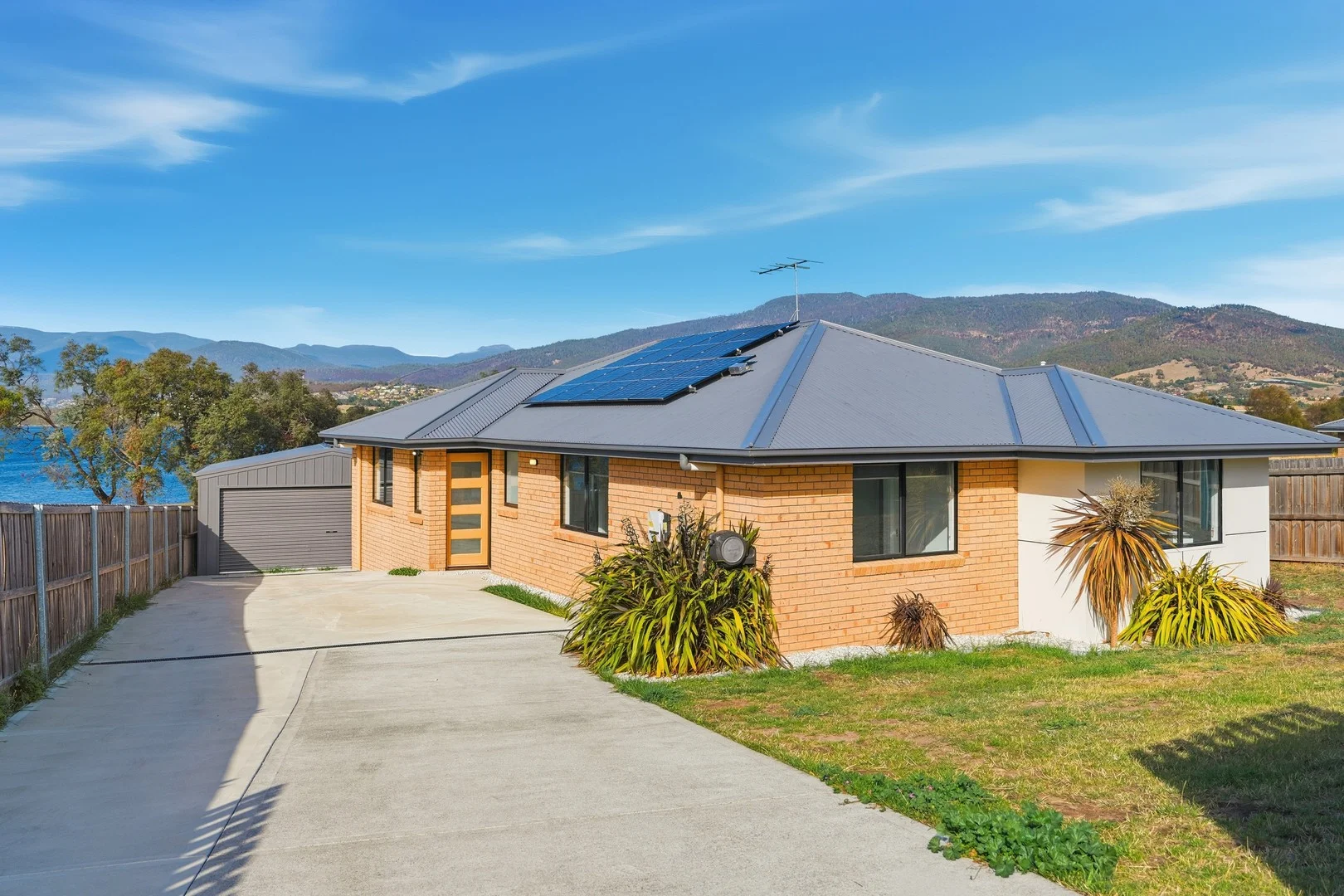 17 Fisher Drive, Herdsmans Cove TAS 7030