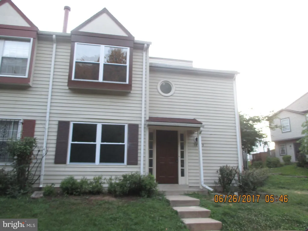 10483 Campus Way S, Upper Marlboro, MD 20774