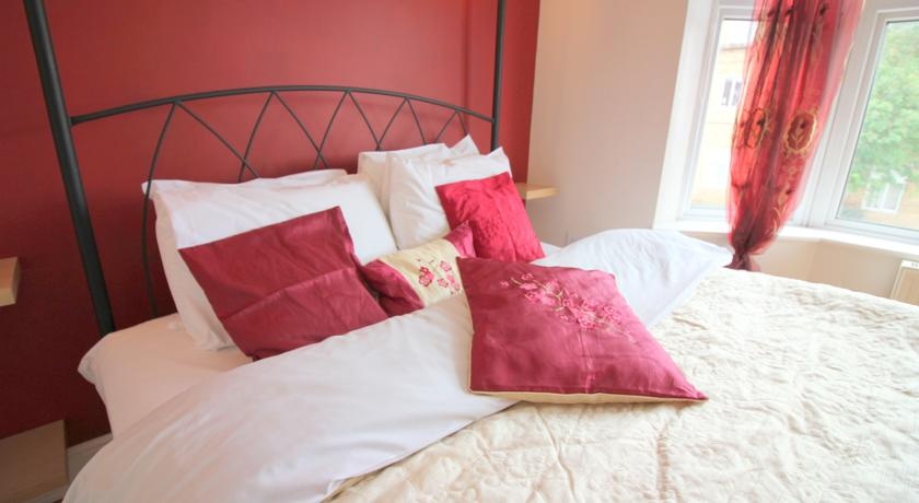 Additional image 6 of 4 Bed Semi-Detached House, Elfleda Road, CB5, N1 7GU