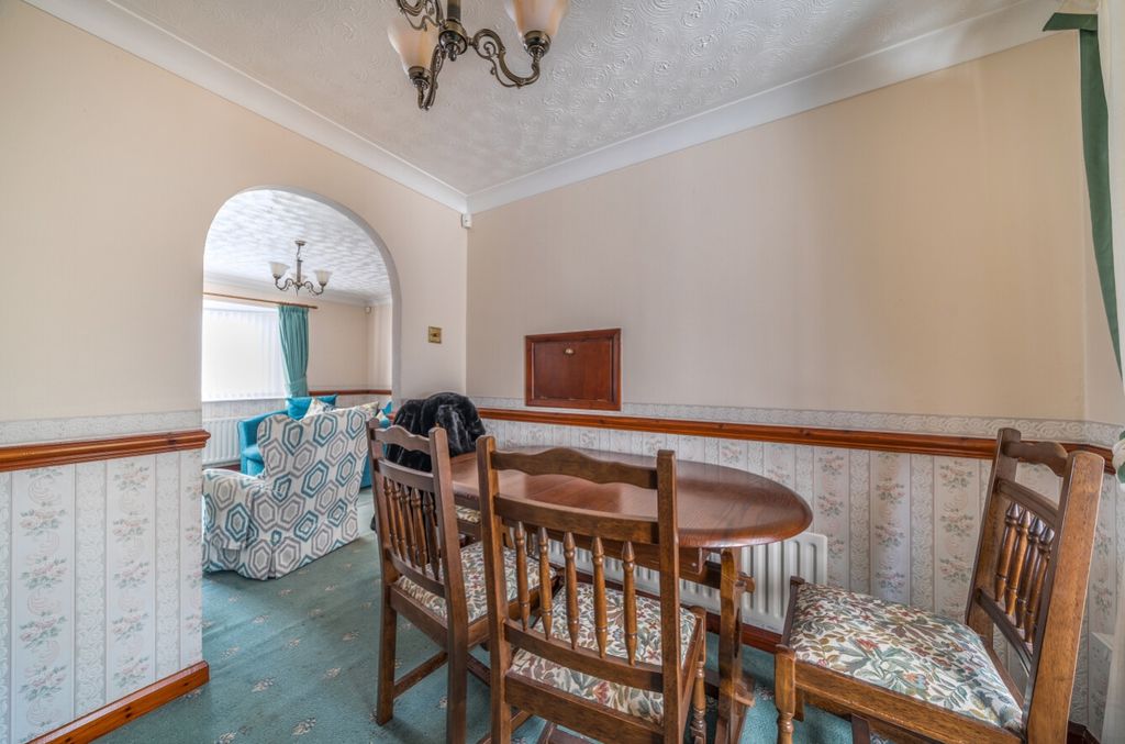 Additional image 7 of 3 bed detached bungalow for saleVilla Close, Branston, Lincoln, Lincolnshire LN4
