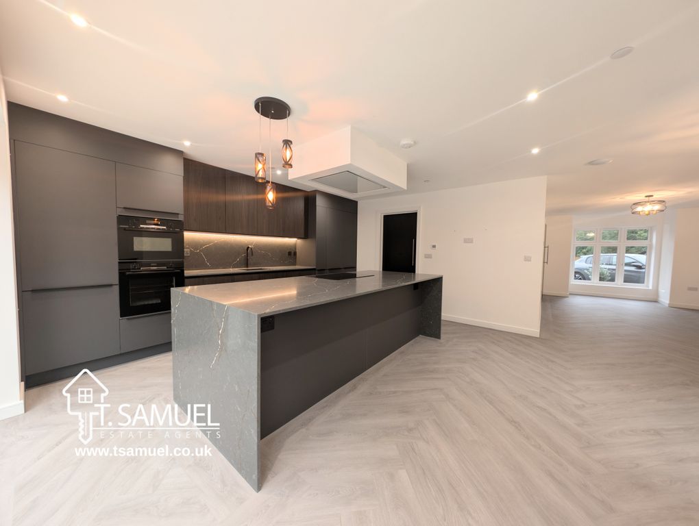 Additional image 88 of 5 bed detached house for saleThe Oaks, Trem Y Dyffryn, Mountain Ash CF45