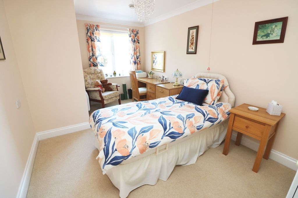 Additional image 11 of 2 bed flat for saleAlbany Place, Egham, Surrey TW20