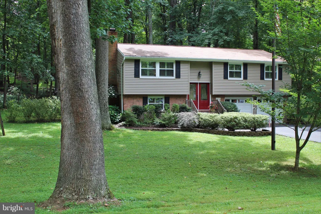 6415 Albemarle Street, Warrenton, VA 20187
