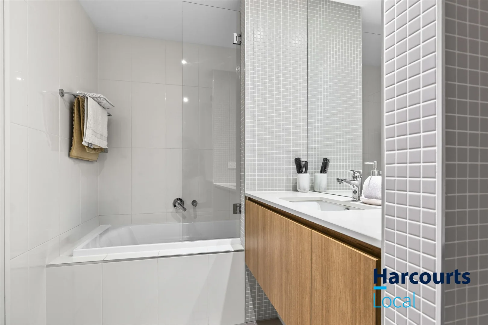 Additional image 12 of 3304/126 Parkside Circuit, Hamilton QLD 4007