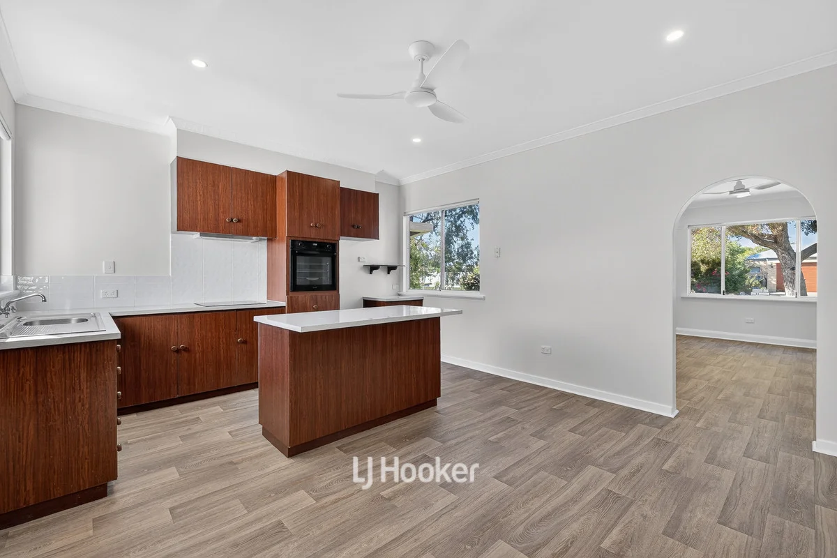 Additional image 8 of 2 Hillcrest Avenue, South Bunbury WA 6230