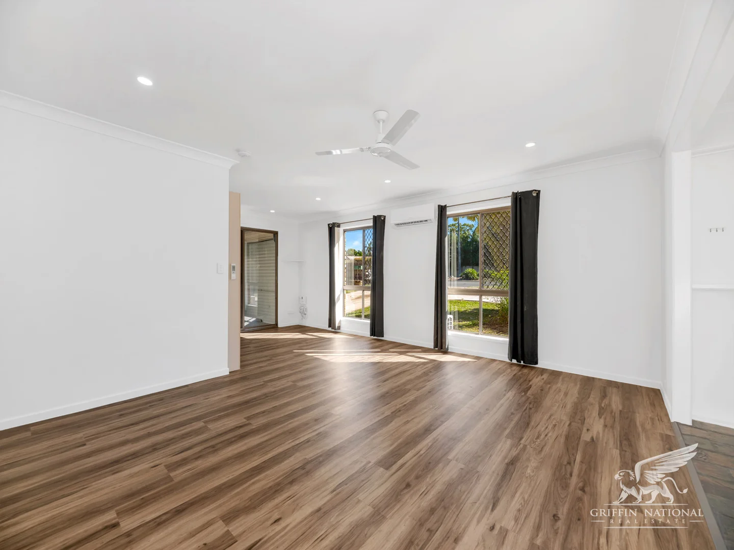 1301 Anzac Ave, Kallangur QLD 4503 photo 5