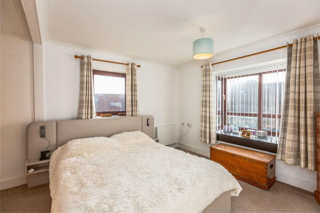 Additional image 11 of 3 bed maisonette for saleFolland Court, West Cross, Swansea SA3