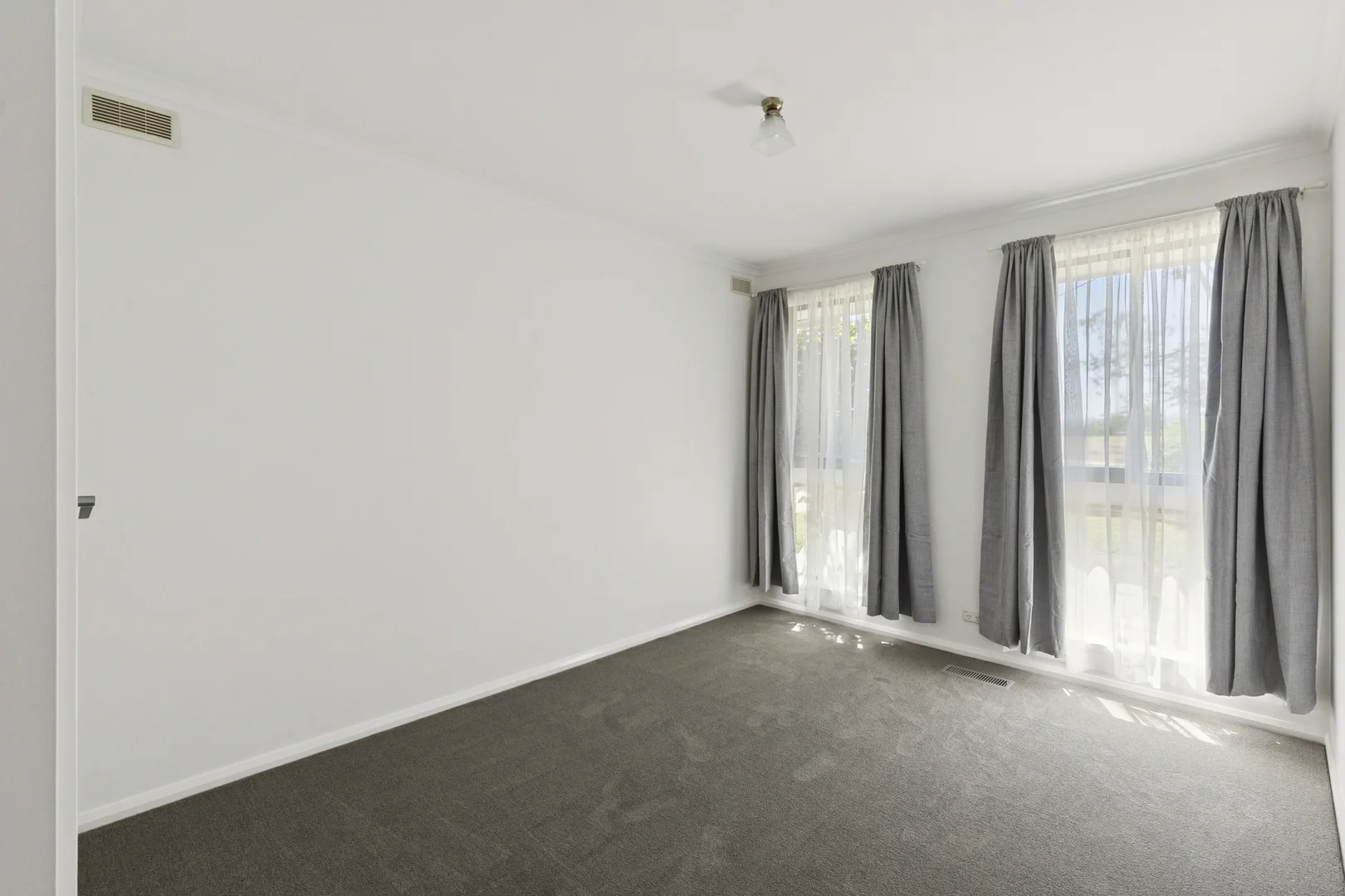 Additional image 10 of 17 Webb Ave, Seymour VIC 3660
