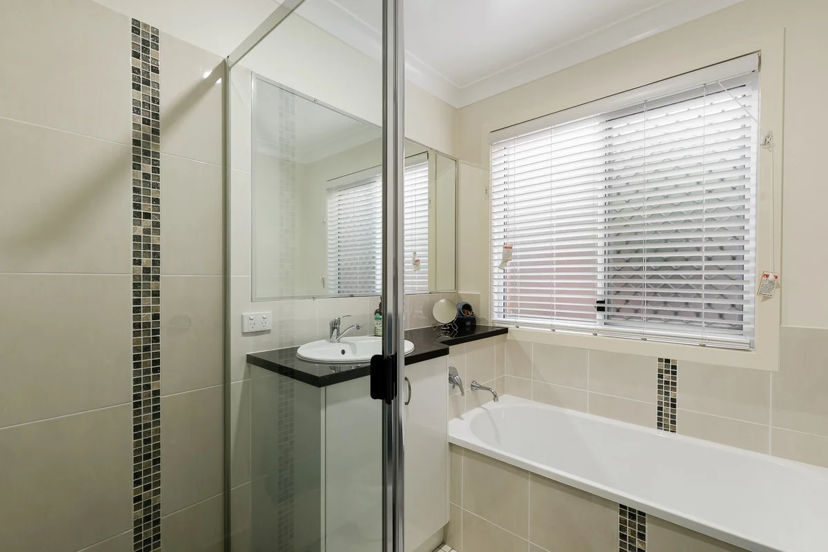 Additional image 9 of 2/19A Searle Street, South Toowoomba QLD 4350