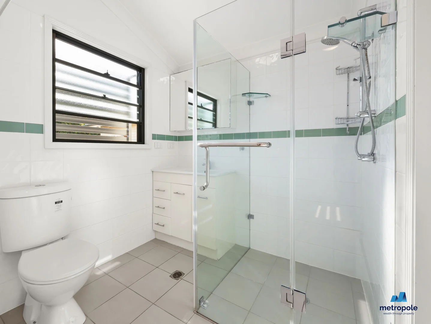 Additional image 11 of 2/2 Blackall Terrace, East Brisbane QLD 4169