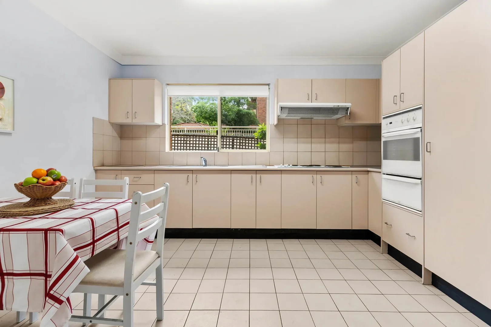 Additional image 3 of 2/2-4 Mansfield Avenue, Caringbah NSW 2229