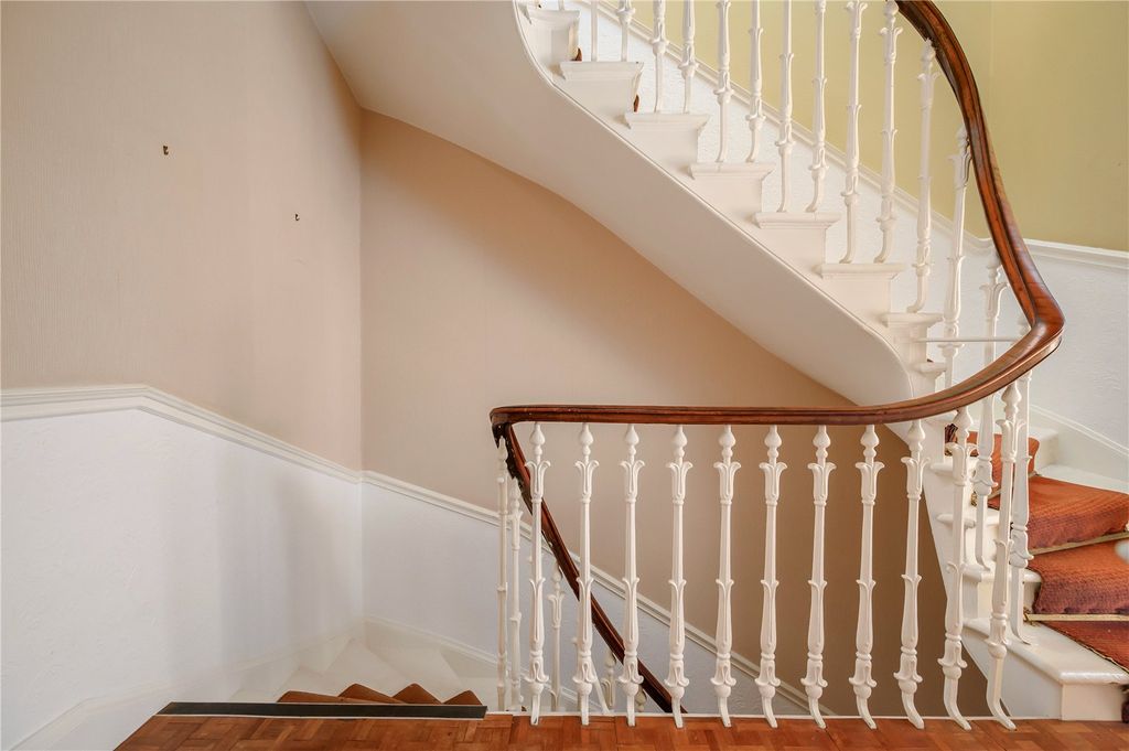 Additional image 19 of 5 bed semi-detached house for saleMerchiston Avenue, Merchiston, Edinburgh EH10
