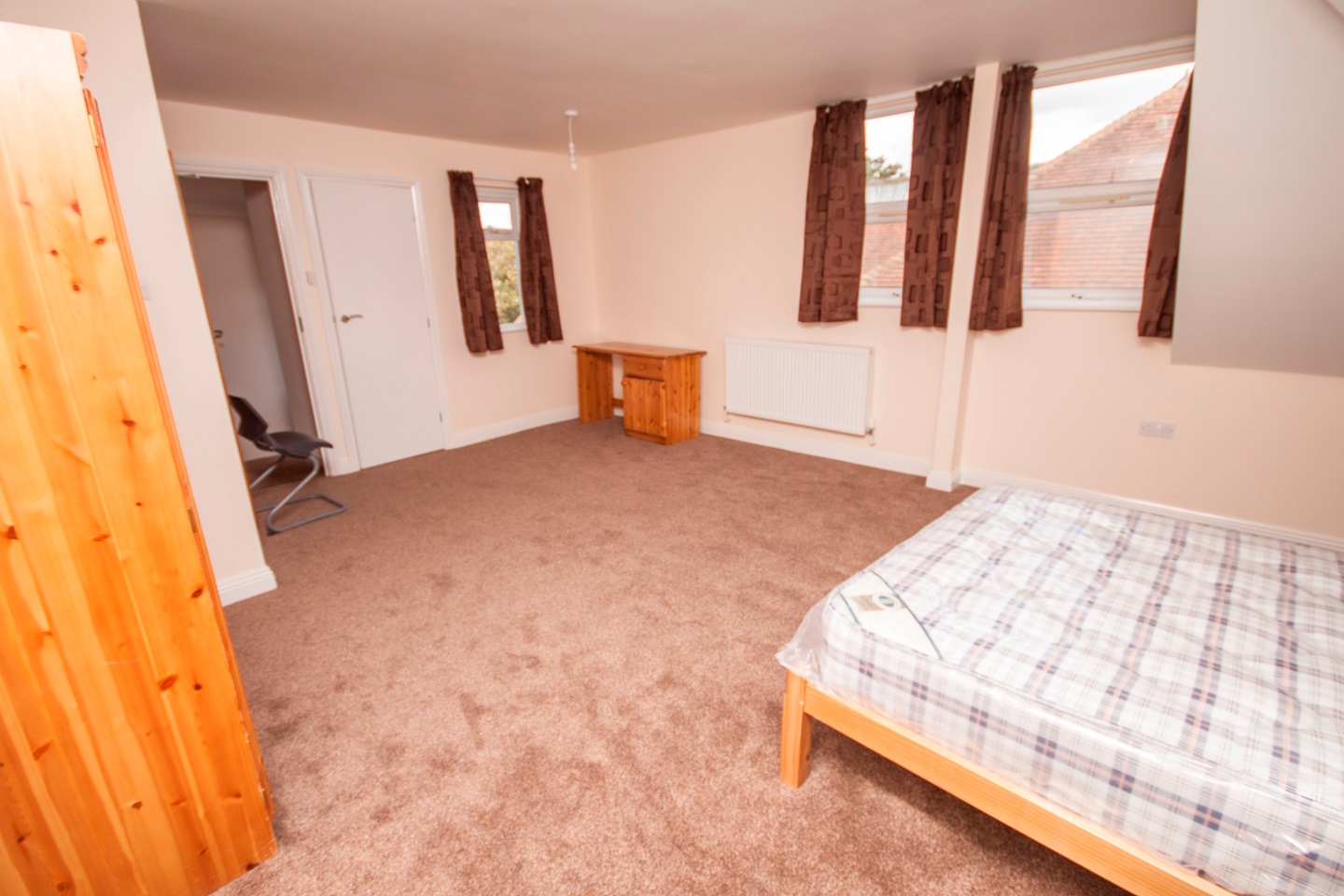 Additional image 8 of 8 Bed Semi-Detached House, Wilton Avenue, SO15, N1 7GU