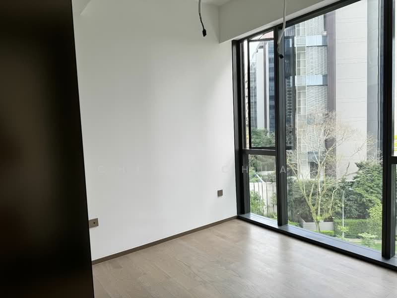 32 Leedon Heights photo 5