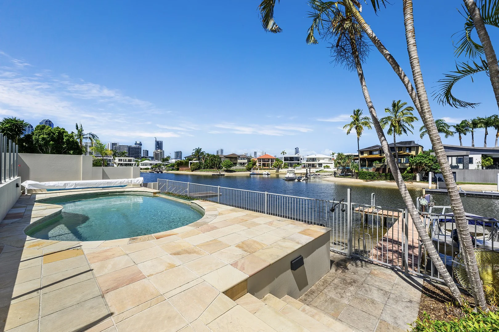 40 Salerno Street, Isle Of Capri QLD 4217