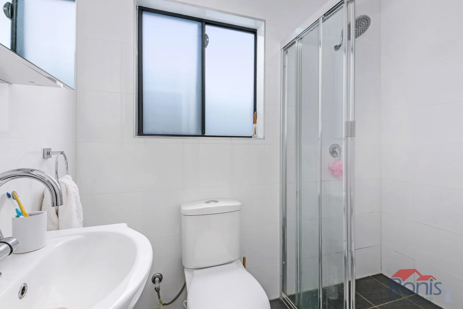 Additional image 4 of 36A Rogers St, Roselands NSW 2196