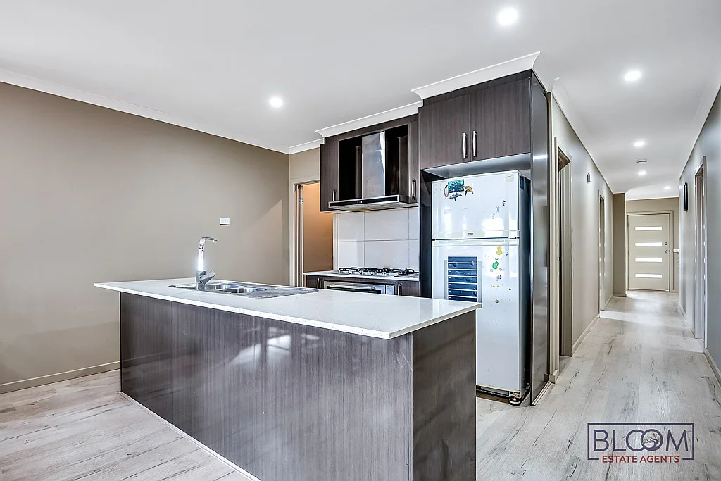Additional image 7 of 22 Fiona Road, Cobblebank VIC 3338