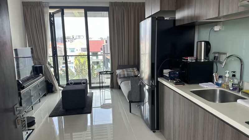 12 Duku Place