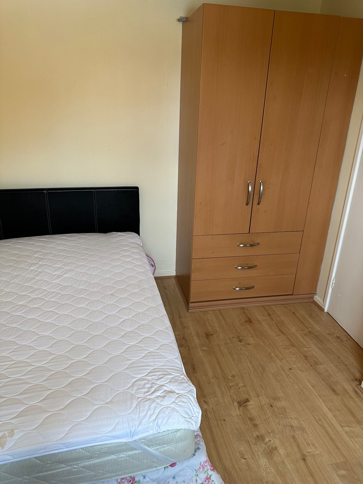 Additional image 3 of Room in a Shared House, Leman Street, DE22, N1 7GU