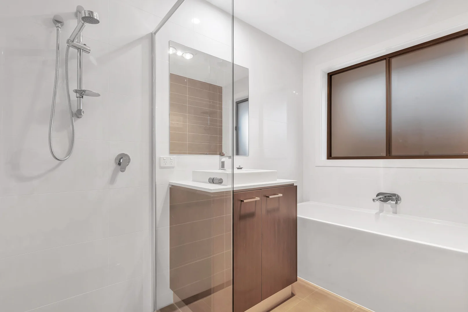 Additional image 10 of 5 KINGSDALE AVENUE, Catherine Field NSW 2557