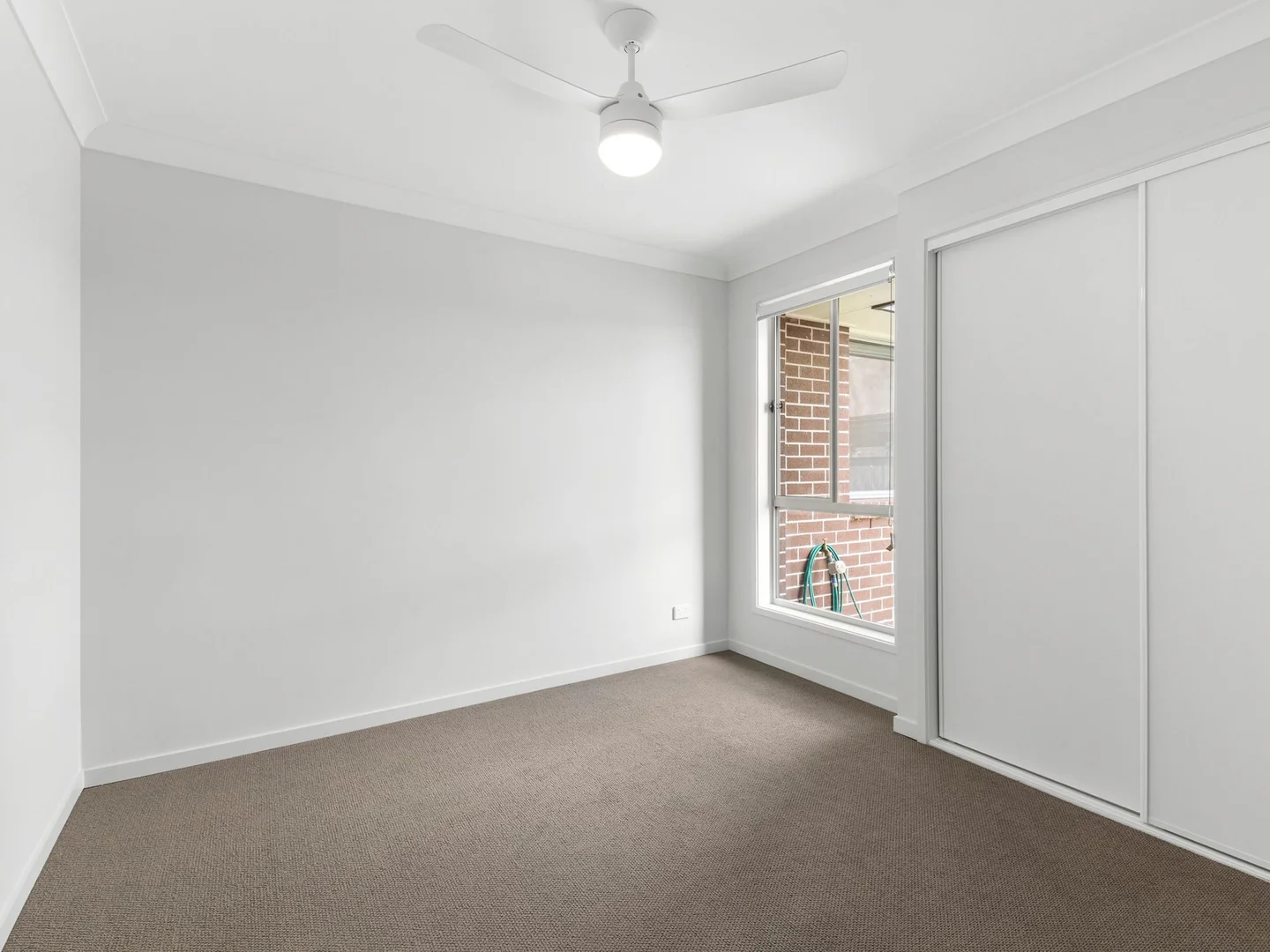 Additional image 8 of 1/12B Canopus Ct, Kingston QLD 4114