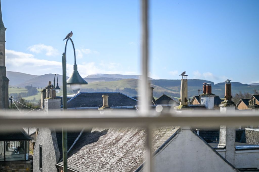 Additional image 19 of 3 bed flat for saleUpper Davaar, 75 High Street, Biggar ML12