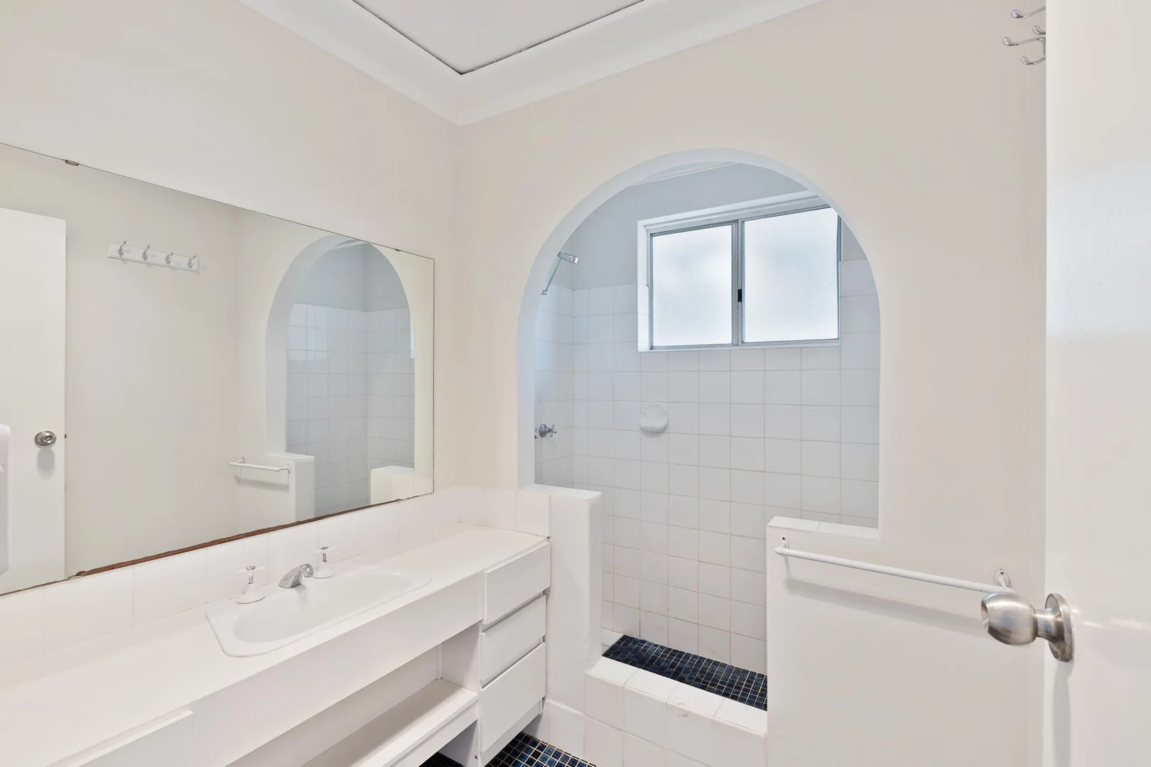 Additional image 14 of 379A Belmont Avenue, Cloverdale WA 6105