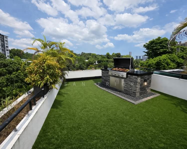Additional image 12 of Nearby Emerald Hill Road