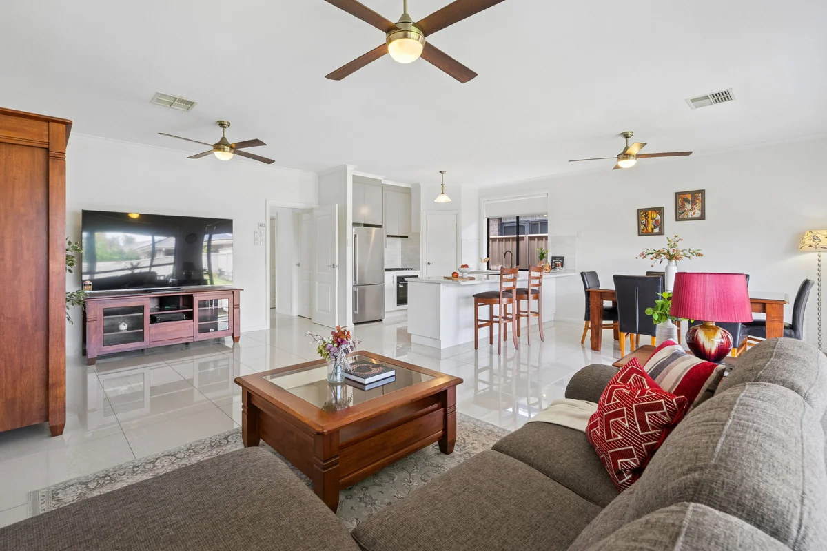 Additional image 3 of 6 South Parade, Seaton SA 5023