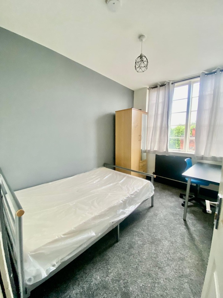 Additional image 2 of Room in a Shared House, Far Gosford Street, CV1, N1 7GU