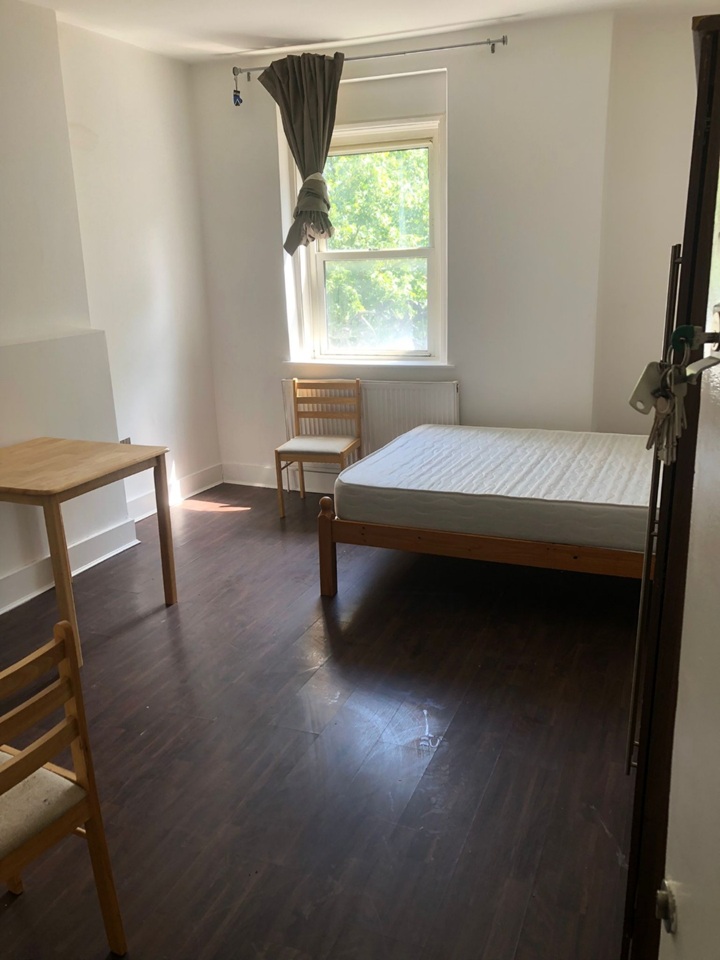 Room in a Shared House, Carleton Road, N7, N1 7GU
