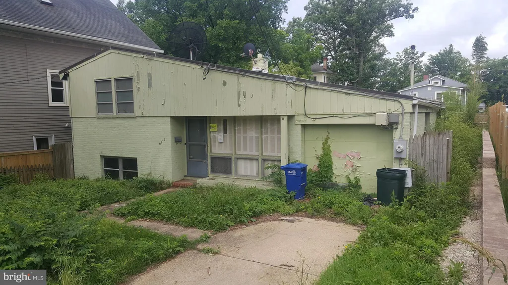 6914 Willow Street NW, Washington, DC 20012