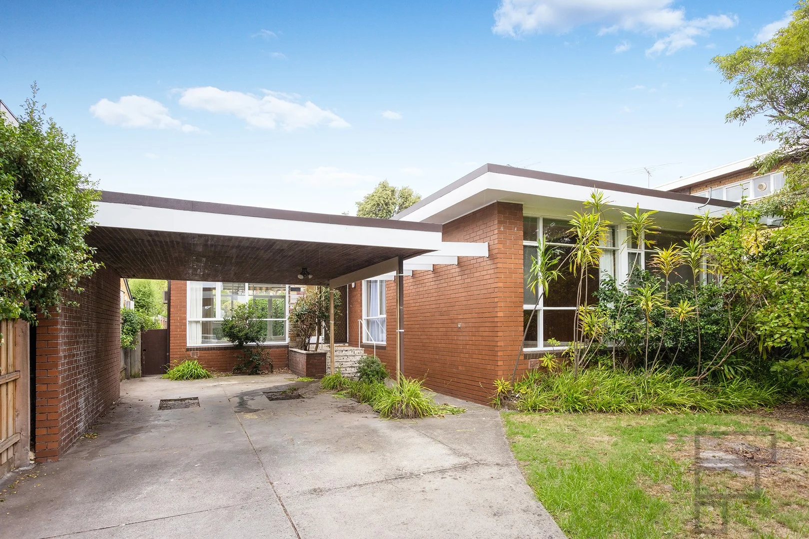 21 Fitzgibbon Crescent, Caulfield North VIC 3161