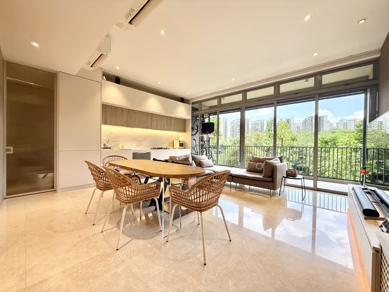 33 Fernvale Close