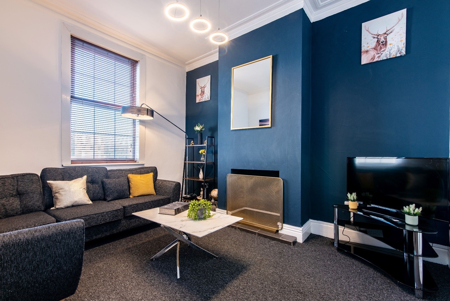 5 Bed Semi-Detached House, Macklin Street, DE1, N1 7GU