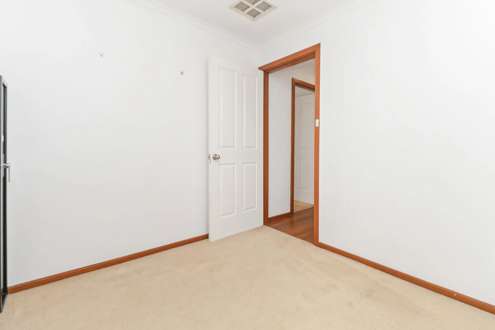 Additional image 9 of 174 Fernleigh Road, Mount Austin NSW 2650