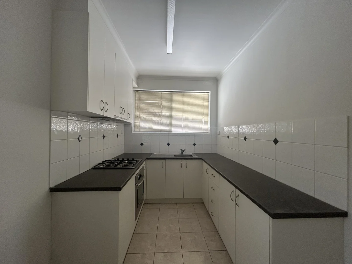 6/11 Truganini Road, Carnegie VIC 3163