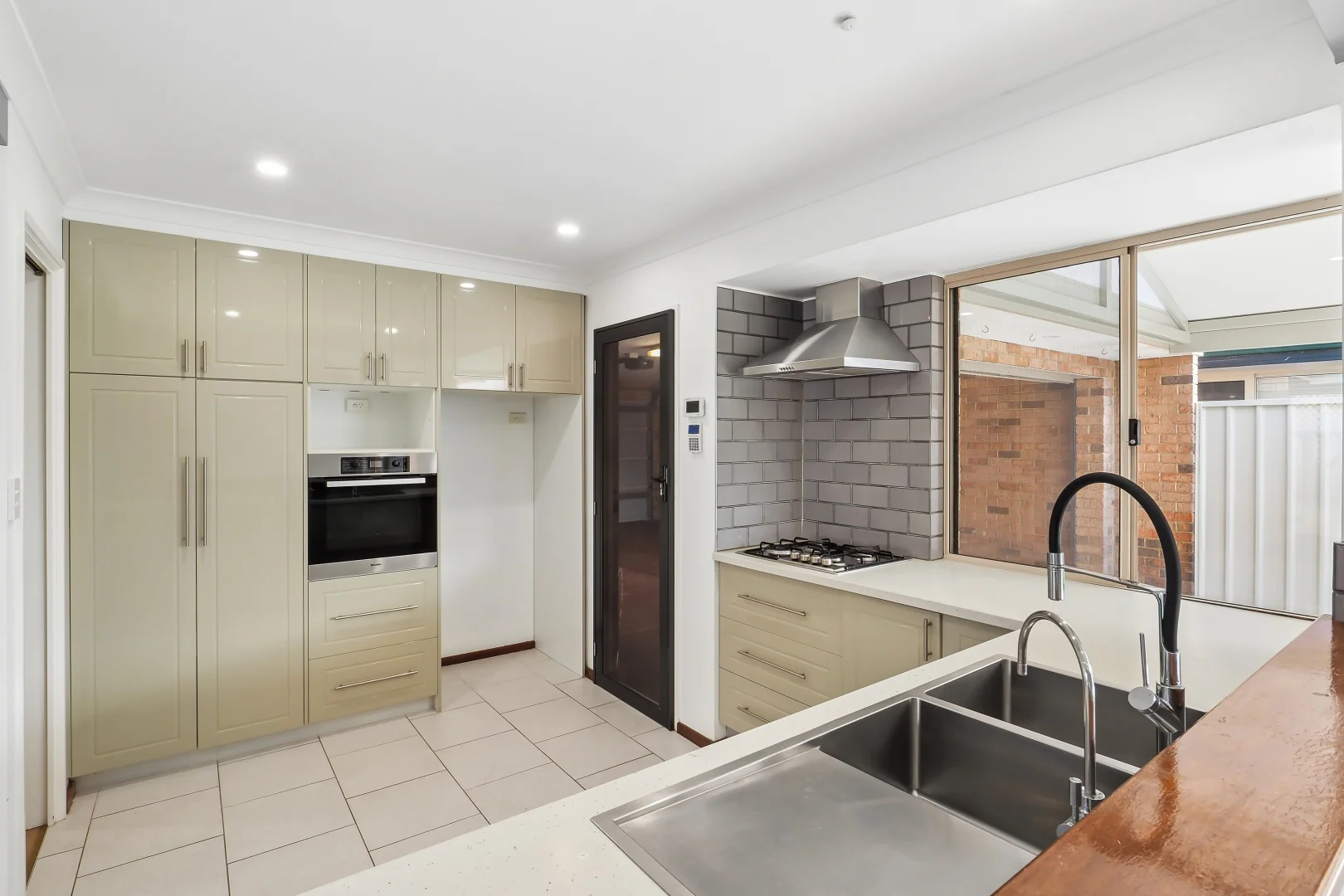 Additional image 4 of 16 Waterside Crescent, Gwelup WA 6018
