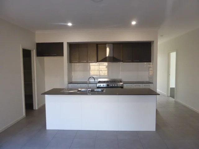 Additional image 3 of 8 Sloane Street, Werribee VIC 3030