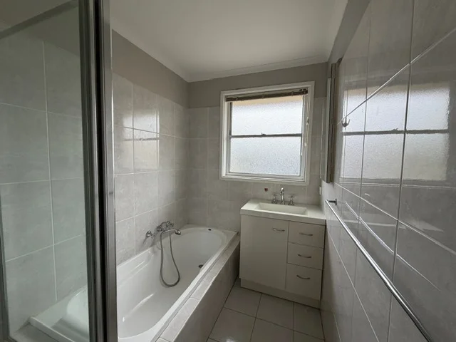 Additional image 8 of 4 Tern Court, Endeavour Hills VIC 3802