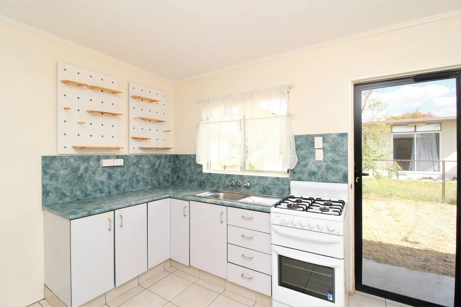 Unit 1/31 Transmission St, Mount Isa QLD 4825