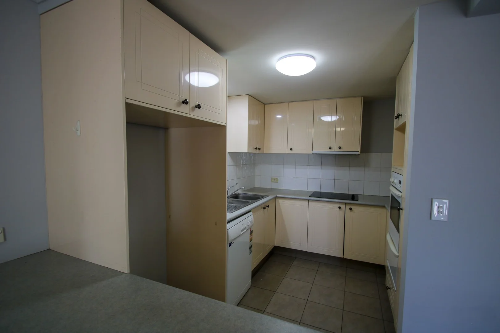 Additional image 3 of a/19 Kumbari Avenue, Southport QLD 4215