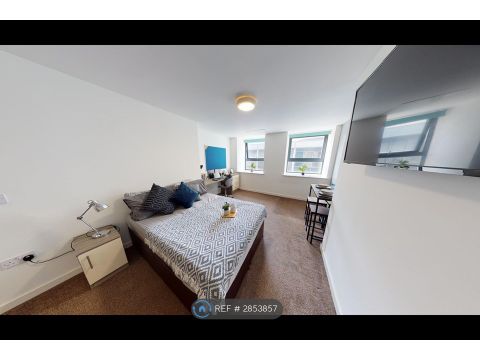 Spaniel Row, Nottingham NG1, Studio to rent