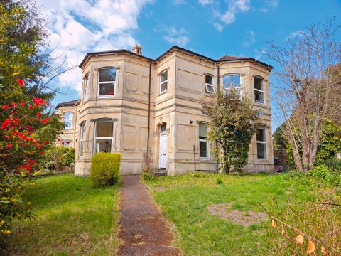 Newbridge, Bath BA1