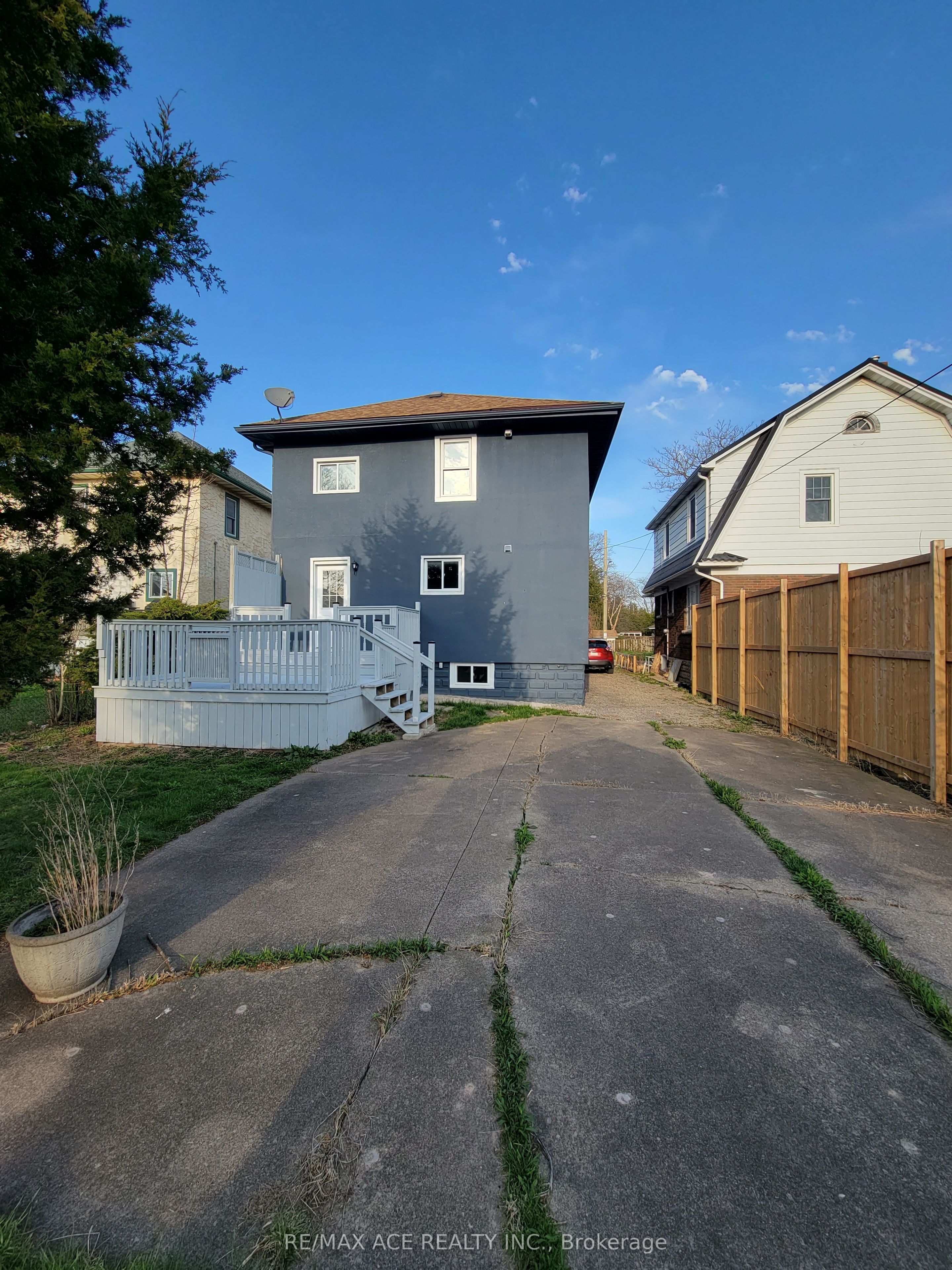 5301 Third Avenue, Niagara Falls, ON, L2E 4M6 photo 3