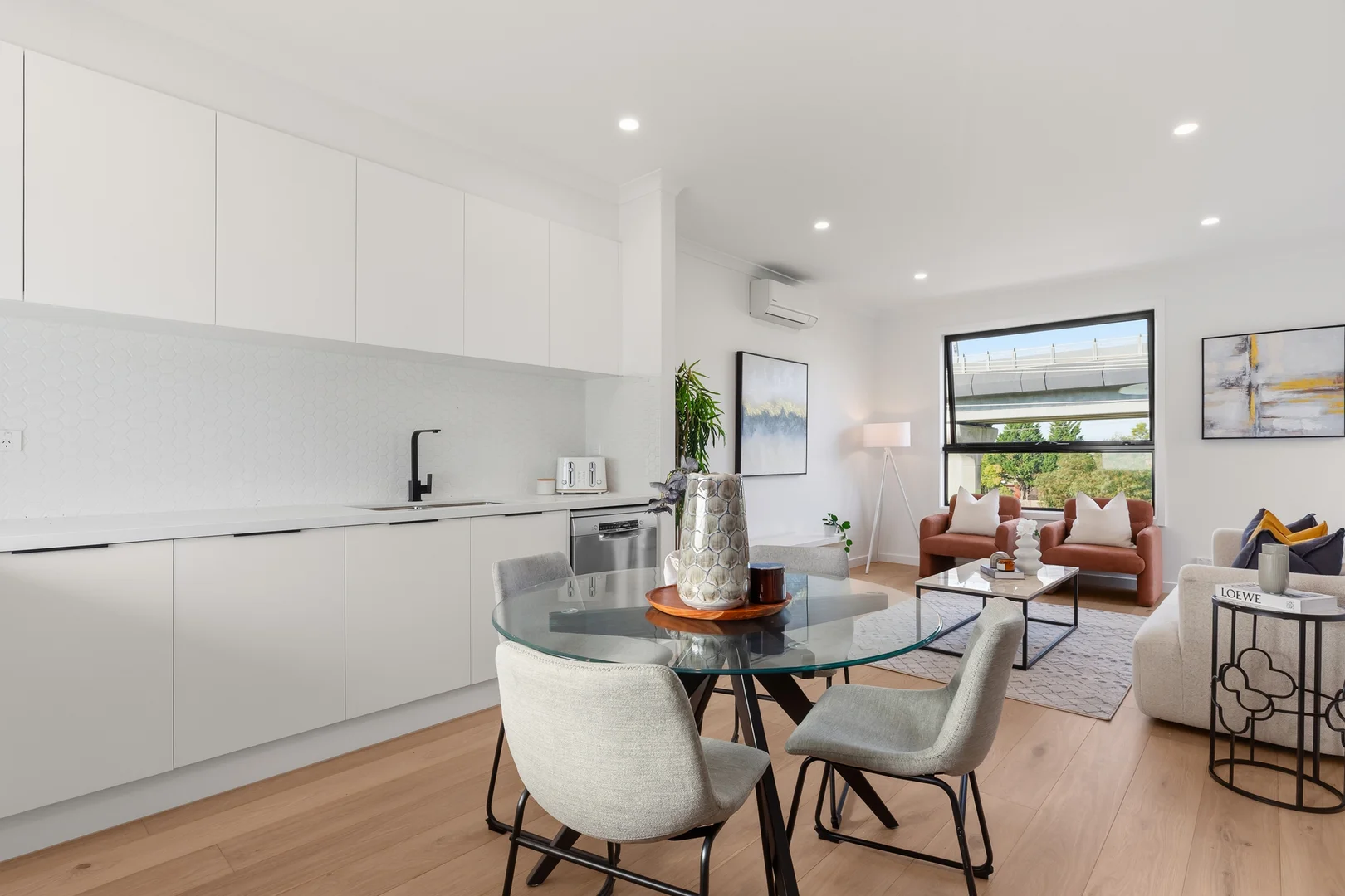 Additional image 5 of 207A Carinish Road, Clayton VIC 3168