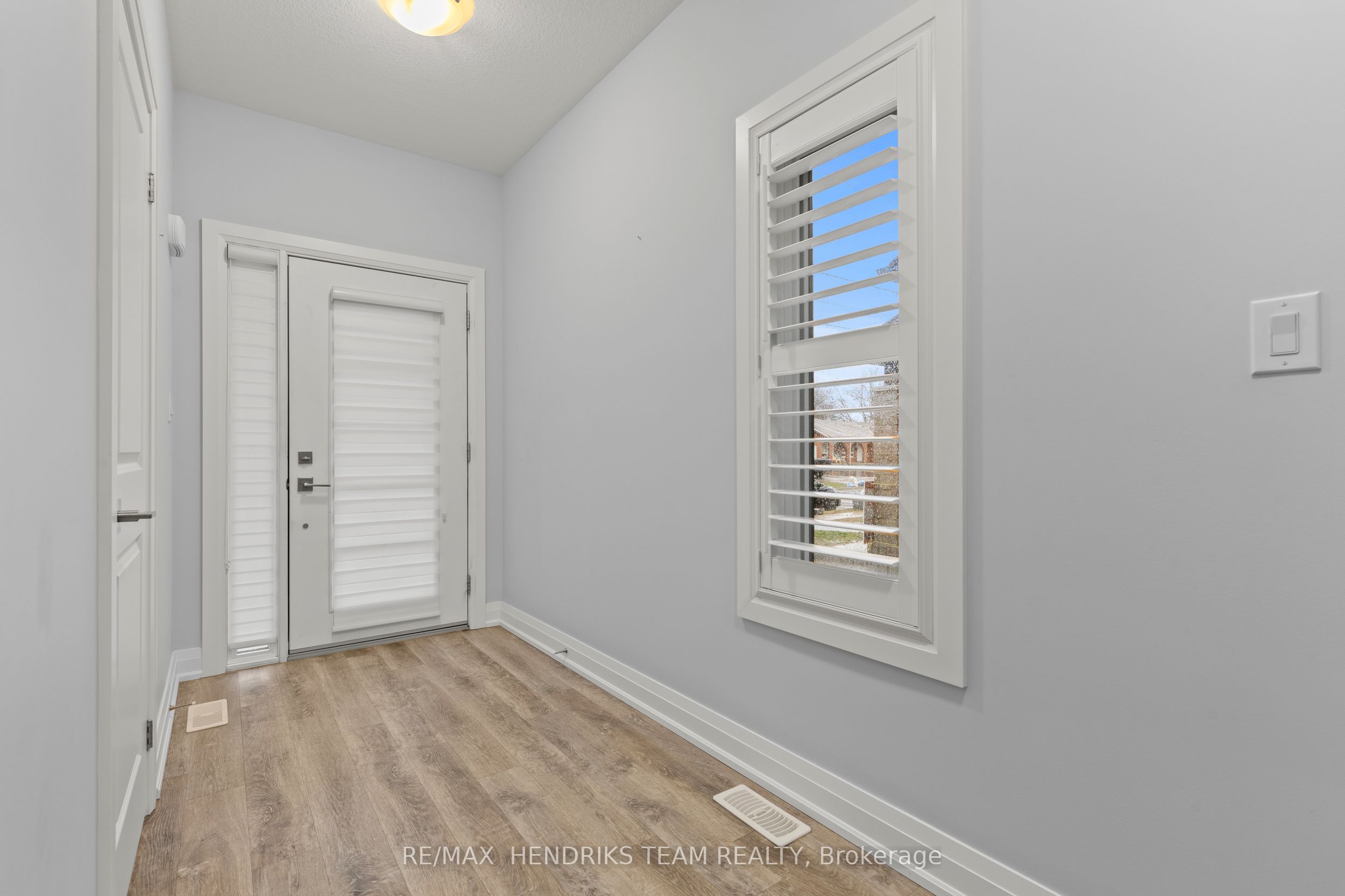 Additional image 3 of 6649 Cropp Street, Niagara Falls, ON, L2E 0B7