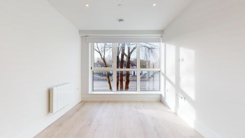 Beverley Way, New Malden SW20