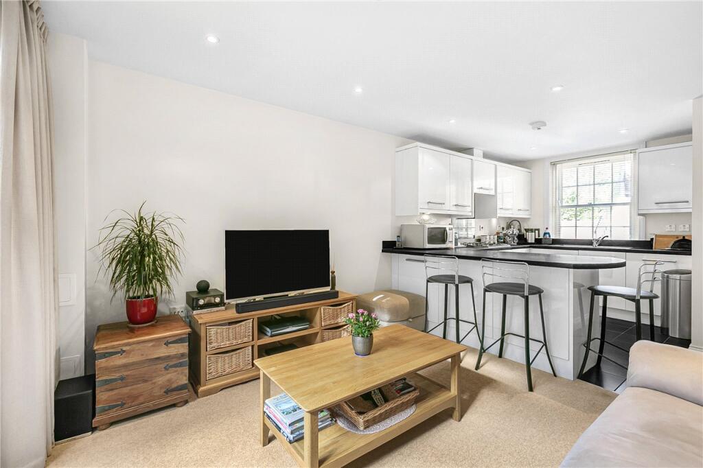 Additional image 3 of Dunham Mews, Hatfield, Hertfordshire, AL9