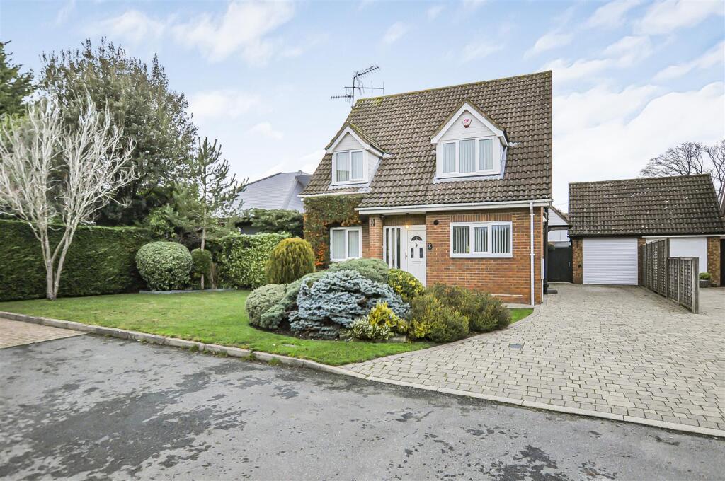 Yule Close, Bricket Wood, St. Albans